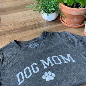 Modern Lux Dog Mom Graphic T Shirt tee XS NWT